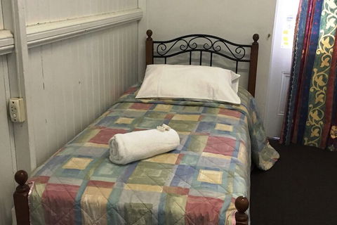 Carrollee Hotel - Perths Hotel 4
