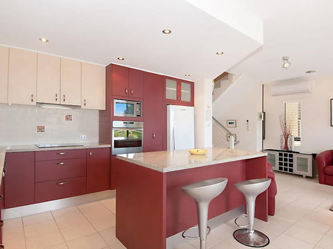 Viewland Drive Private Holiday Apartment - Perths Hotel 0