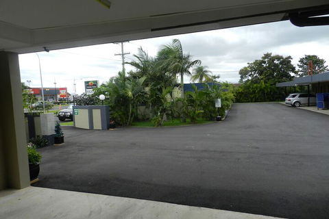 Golden Palms Motor Inn - Perths Hotel 3