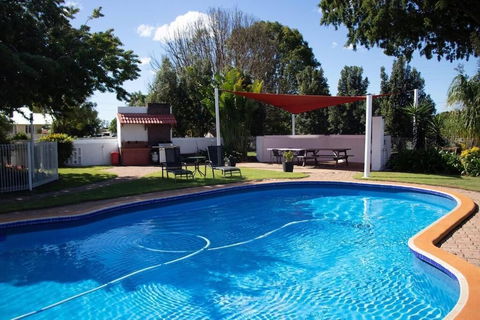 Bundaberg Spanish Motor Inn - Perths Hotel 3