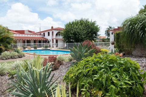 Bundaberg Spanish Motor Inn - Perths Hotel 2