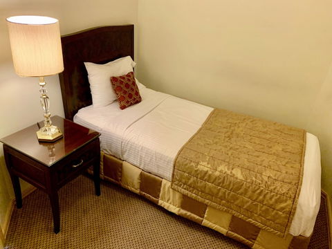 Royal Albert Hotel - Perths Hotel 4