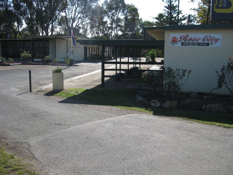 Rose City Motor Inn - Perths Hotel 3