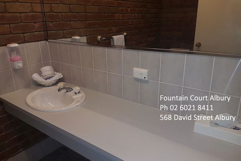 Fountain Court Motor Inn Albury - Perths Hotel 6