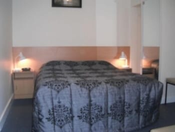  Perths Hotel
