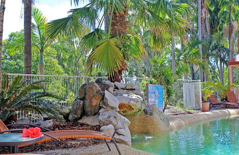 Rainbow Sands Resort - Perths Hotel 2