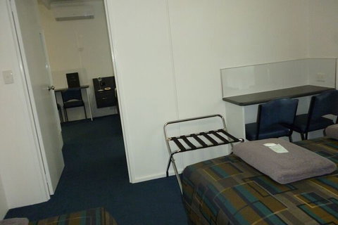 Otway Gate Motel - Perths Hotel 6