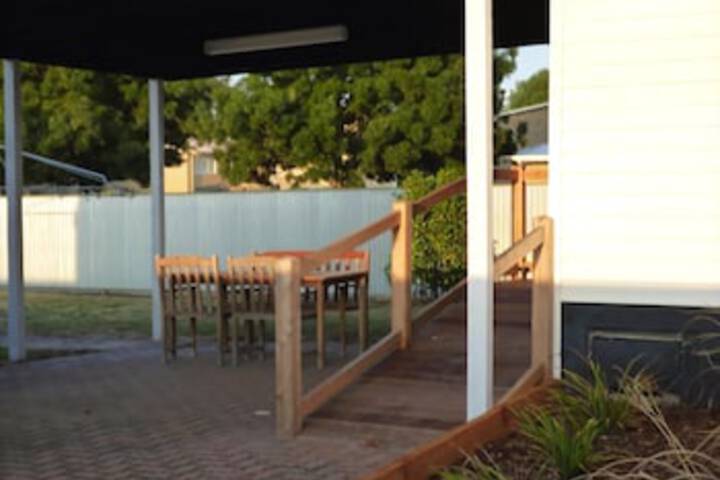 Colac VIC Perths Hotel
