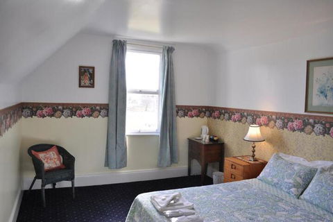 Roslyn House B & B - Perths Hotel 4