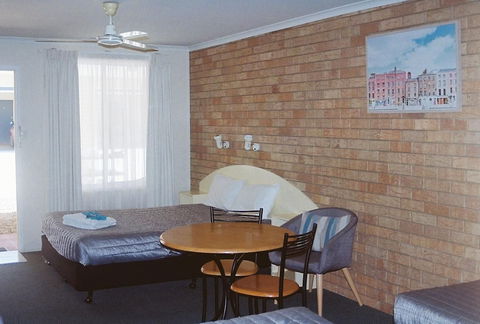 Shady Rest Motel - Perths Hotel 4