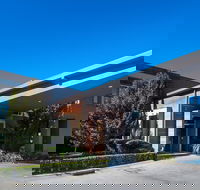 Gibraltar Hotel Bowral - Perths Hotel
