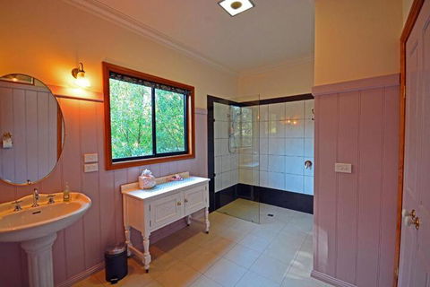 Araluen Park Cottages - Perths Hotel 2