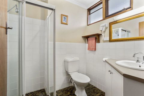 A1 Motels Port Fairy Motel And Apartments - Perths Hotel 6