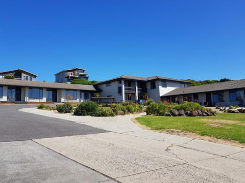 Southern Ocean Motor Inn - Perths Hotel 0