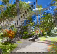 Beach Breakers Resort - Perths Hotel