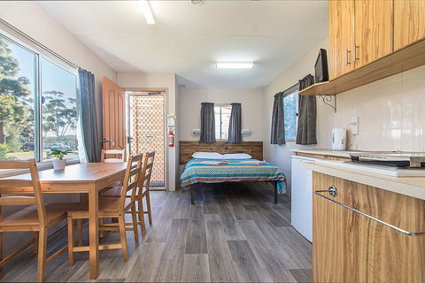 Kapunda Tourist Park - Perths Hotel 6