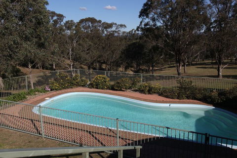 Englewood Ridge - Perths Hotel 1