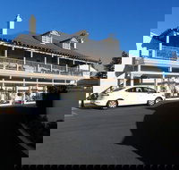 The Clifton  Grittleton Lodge - Perths Hotel