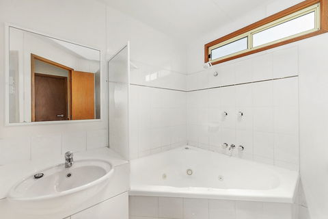 Apollo Bay Holiday Park - Perths Hotel 4