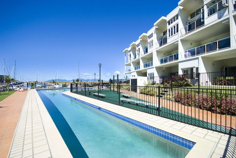 Beachside Magnetic Harbour - Perths Hotel 4