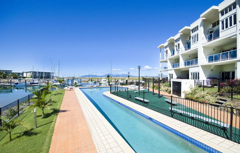 Beachside Magnetic Harbour - Perths Hotel 2