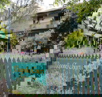 Magnolia Court Boutique Hotel Melbourne - Perths Hotel