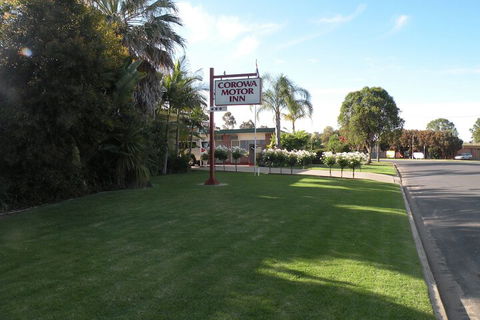 Corowa Motor Inn - Perths Hotel 1