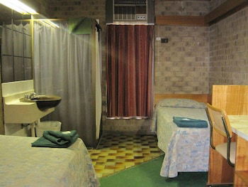 Desert Rose Inn Alice Springs - Perths Hotel 6