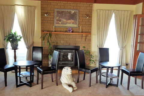 Hepburn Springs Motor Inn - Perths Hotel 7