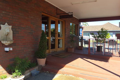 Hepburn Springs Motor Inn - Perths Hotel 1