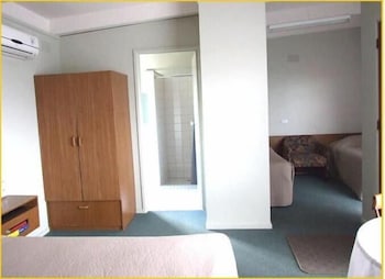 Abbotswood Motor Inn - Perths Hotel 5