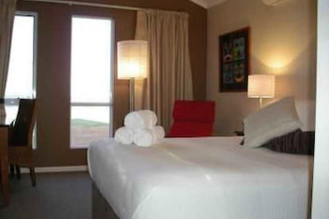 Dongara Tourist Park - Perths Hotel 3