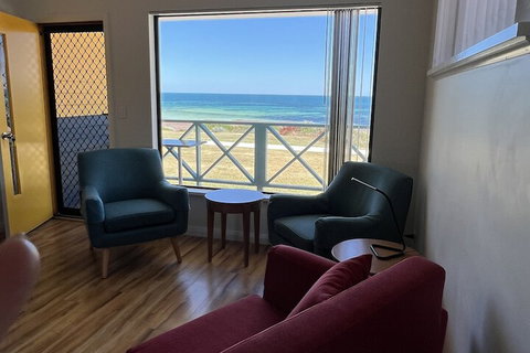 Dongara Tourist Park - Perths Hotel 5