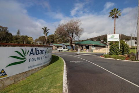 Albany Gardens Tourist Park - Perths Hotel 0