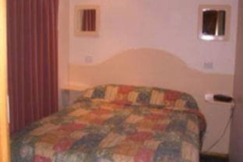 Glasgow Lodge - Perths Hotel 0