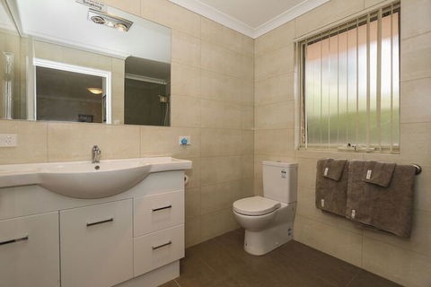The Good Life B & B - Perths Hotel 6