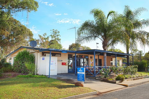 Discovery Parks â€“ Lake Bonney - Perths Hotel 4
