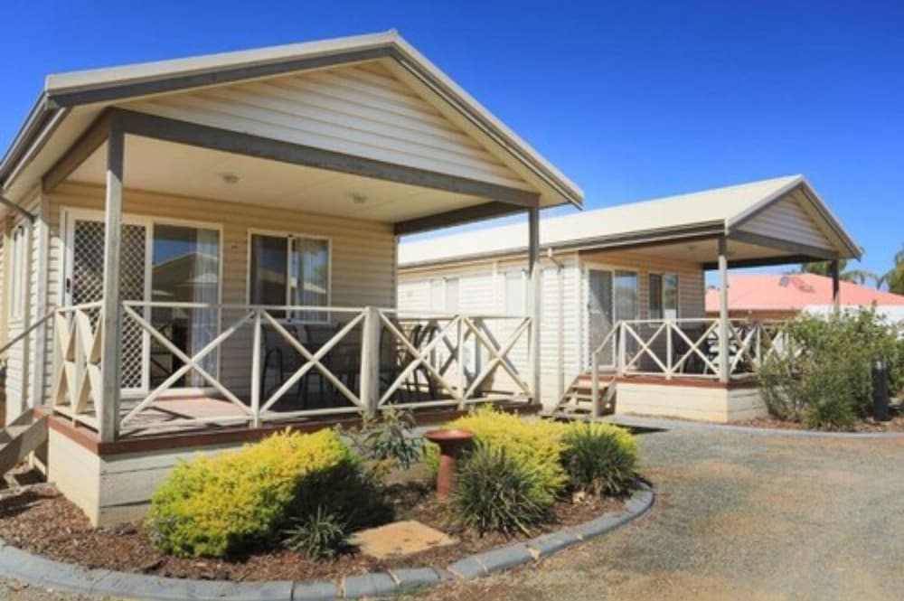 Fimiston ACT Perths Hotel