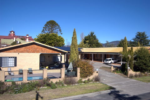 Settlers Motor Inn - Perths Hotel 2