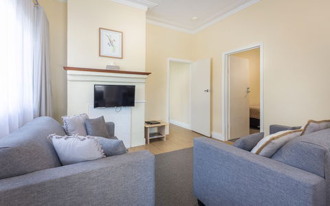 Albany Holiday Units - Perths Hotel 4