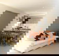 Central Shepparton Apartments - Perths Hotel