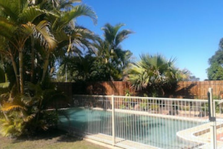 Pacific Paradise QLD Perths Hotel