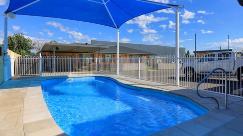 Gunnedah Motor Inn - Perths Hotel 2