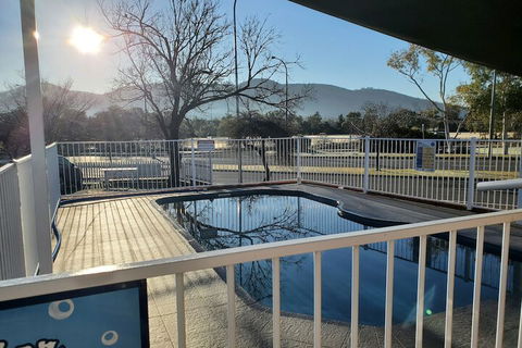 Roydons Motor INN - Perths Hotel 6