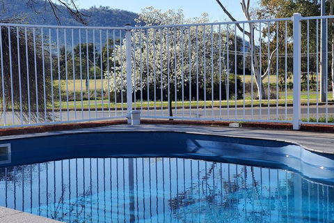 Roydons Motor INN - Perths Hotel 5