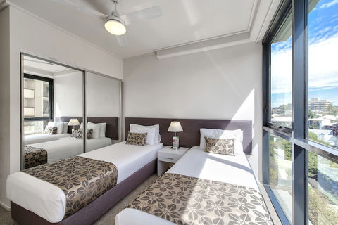 Flynn Brisbane - Perths Hotel 4