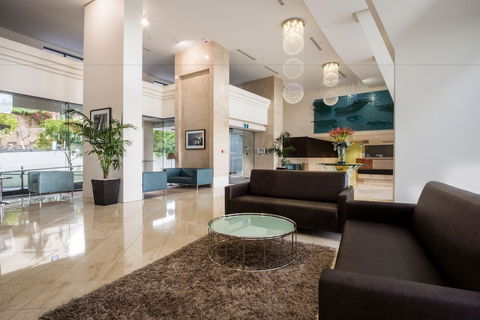 AAB Apartments Brisbane CBD - Perths Hotel 3