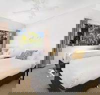 Outlook - Perths Hotel