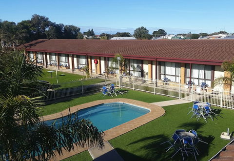 Lacepede Bay Motel - Perths Hotel 0