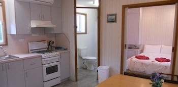 Summer's Rest Units - Perths Hotel 6